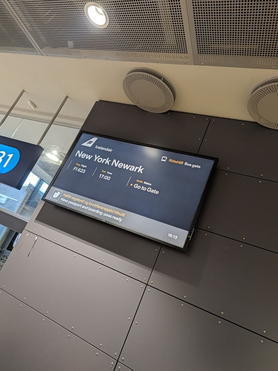 Flug FI 623 nach New York Newark
